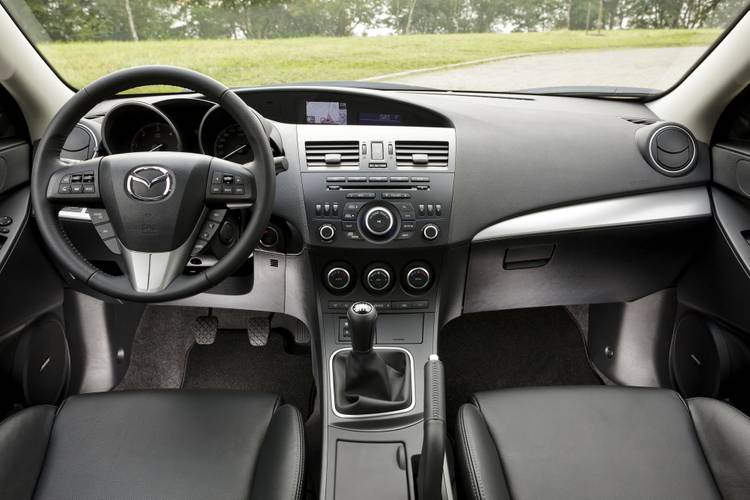 Mazda 3 BL facelift 2011 interiér