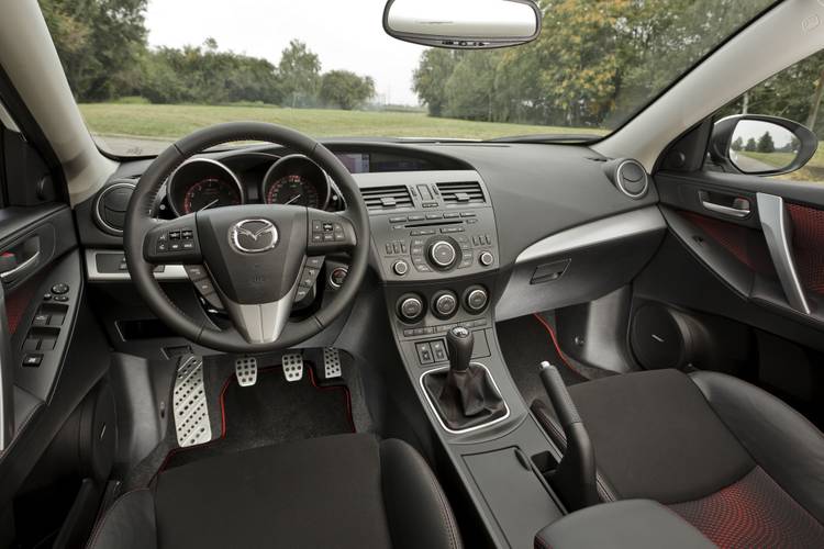 Mazda 3 BL MPS facelift 2011 interiér
