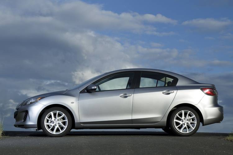 Mazda 3 BL facelift 2012 limousine