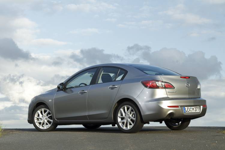 Mazda 3 BL facelift 2011 sedán