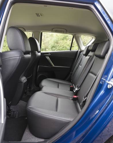 Mazda 3 BL facelift 2012 asientos traseros