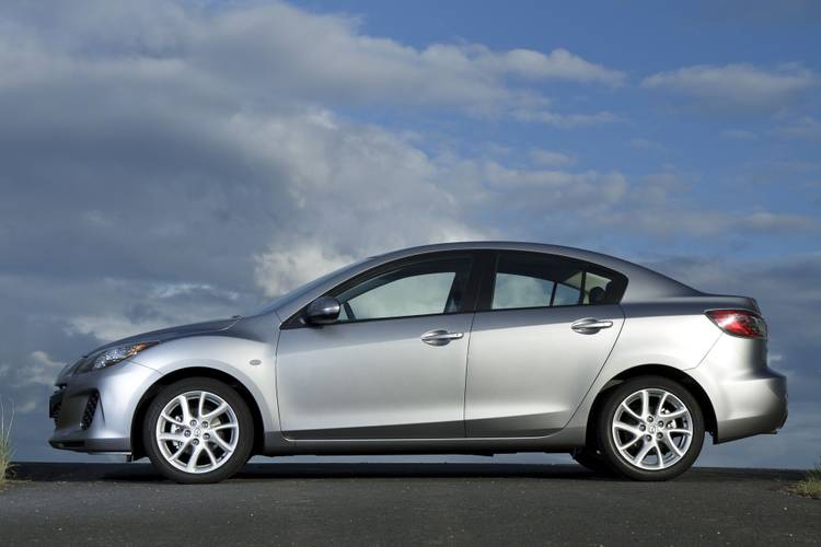 Mazda 3 BL facelift 2012 sedán