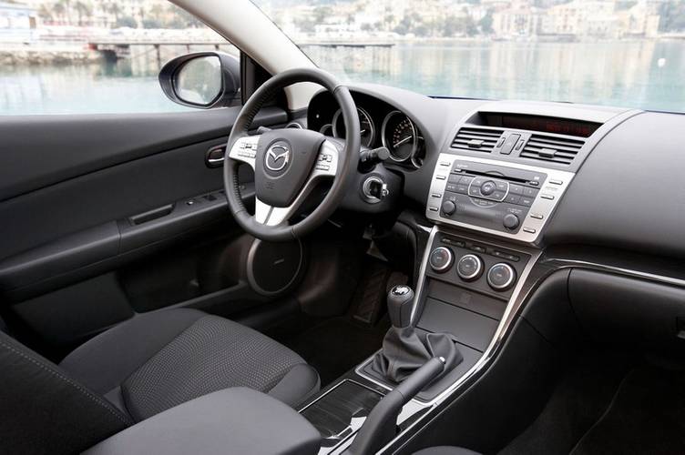 Mazda 6 GH 2007 interior