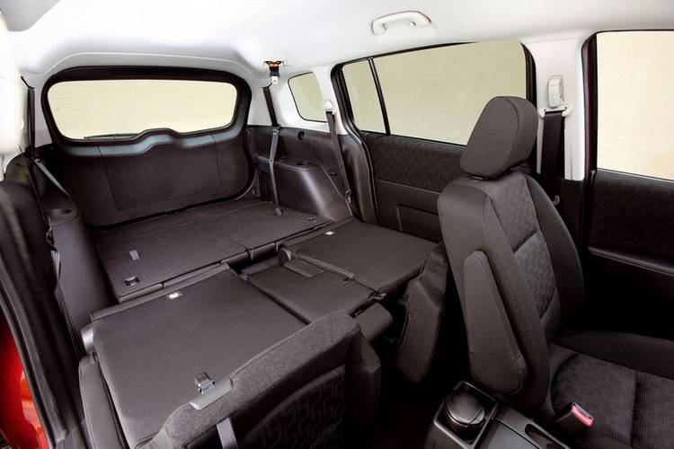 Mazda 5 CR facelift 2008 rear folding seats