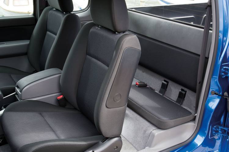 Mazda BT50 J97M facelift 2009 Rap Cab rear seats