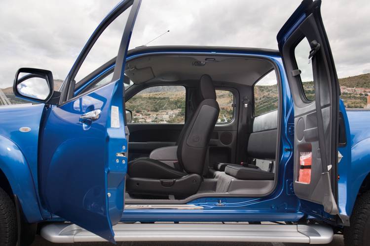 Banquette arrière de la Mazda BT50 J97M facelift 2008 Rap Cab