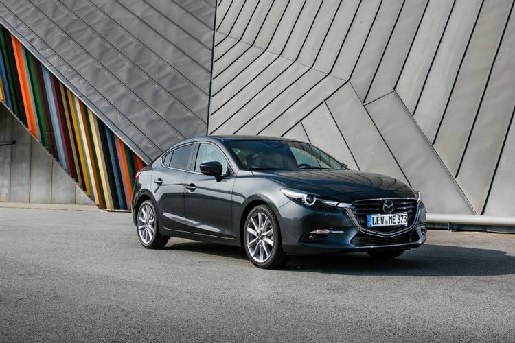 Mazda 3 BN facelift 2017 sedán