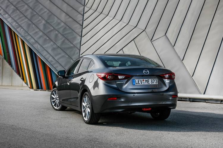 Mazda 3 BN facelift 2018 sedán