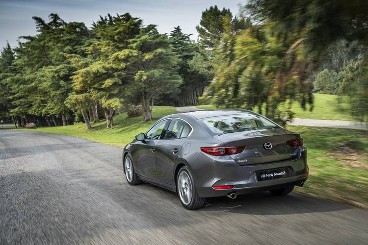 Mazda 3 BP 2019 sedán