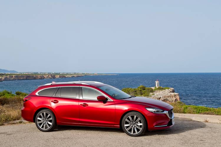 Mazda 6 GJ facelift 2020 wagon