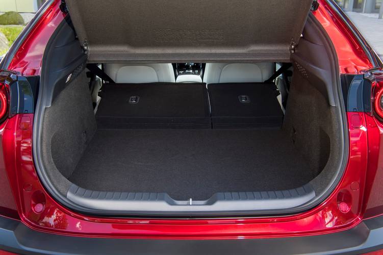 Mazda MX-30 2020 sklopená zadní sedadla