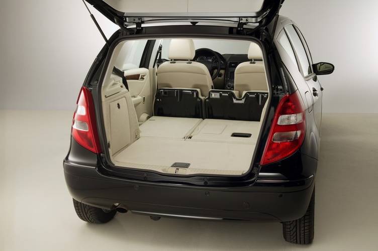 Mercedes Benz A W169 2005 bagageruimte tot aan voorstoelen