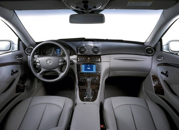 Mercedes-Benz CLK interior