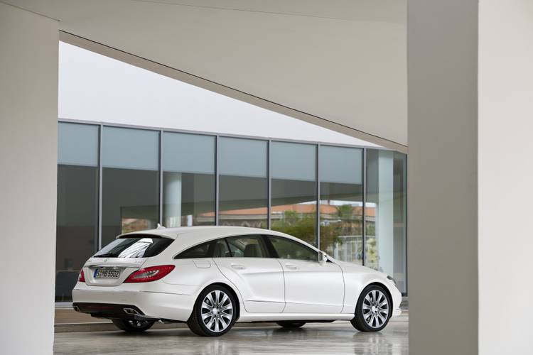 Mercedes-Benz CLS X218 Shooting Brake 2013 kombi