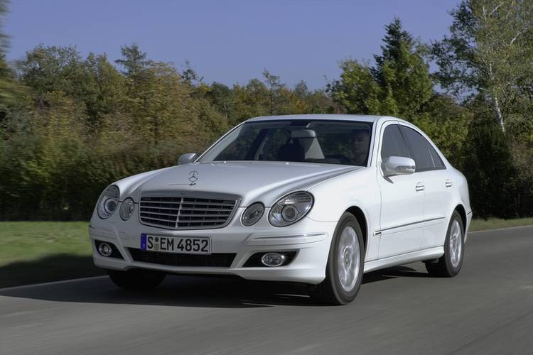 Mercedes-Benz E W211 facelift 2007 sedan