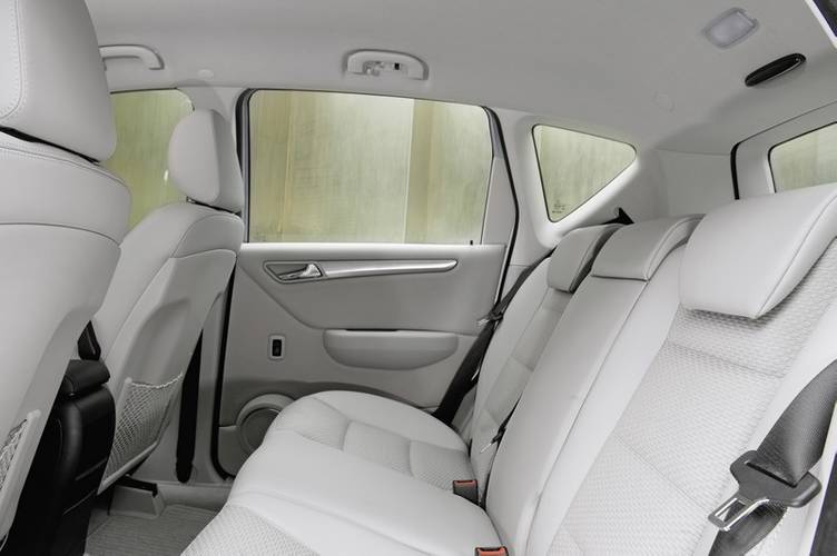 Mercedes-Benz A W169 facelift 2009 rear seats