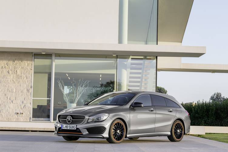 Mercedes-Benz CLA X117 Shooting Brake 2015 familiar