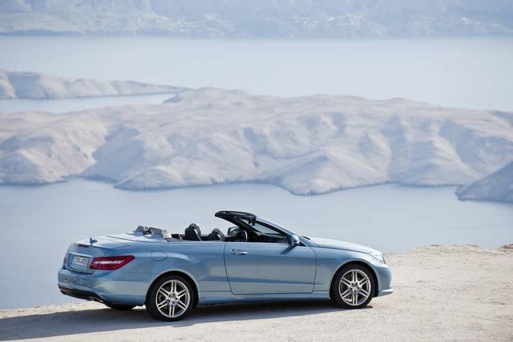 Mercedes-Benz E A207 2010 cabriolet