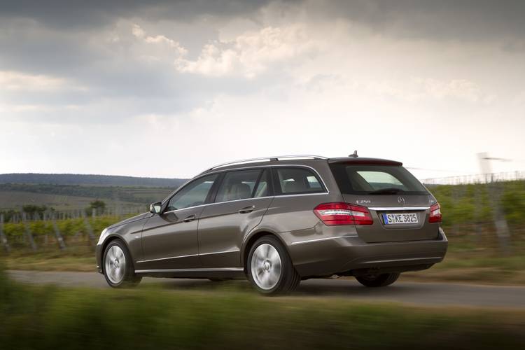 Mercedes-Benz E S212 2012 station wagon