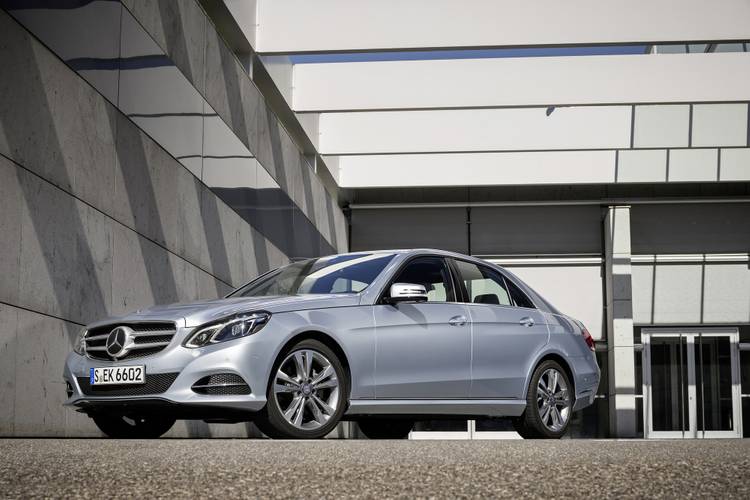 Mercedes-Benz E W212 facelift 2014 limousine