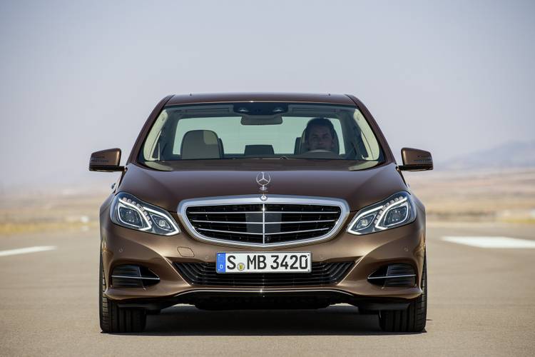 Mercedes-Benz E W212 facelift 2014 limousine