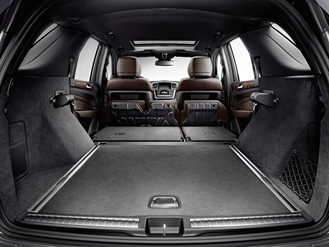 Mercedes-Benz ML W166 2012 rear folding seats