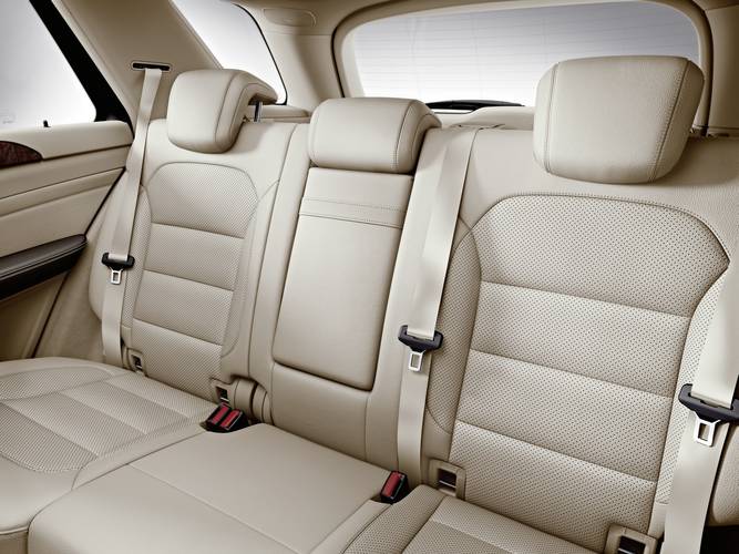 Mercedes-Benz ML W166 2013 rear seats