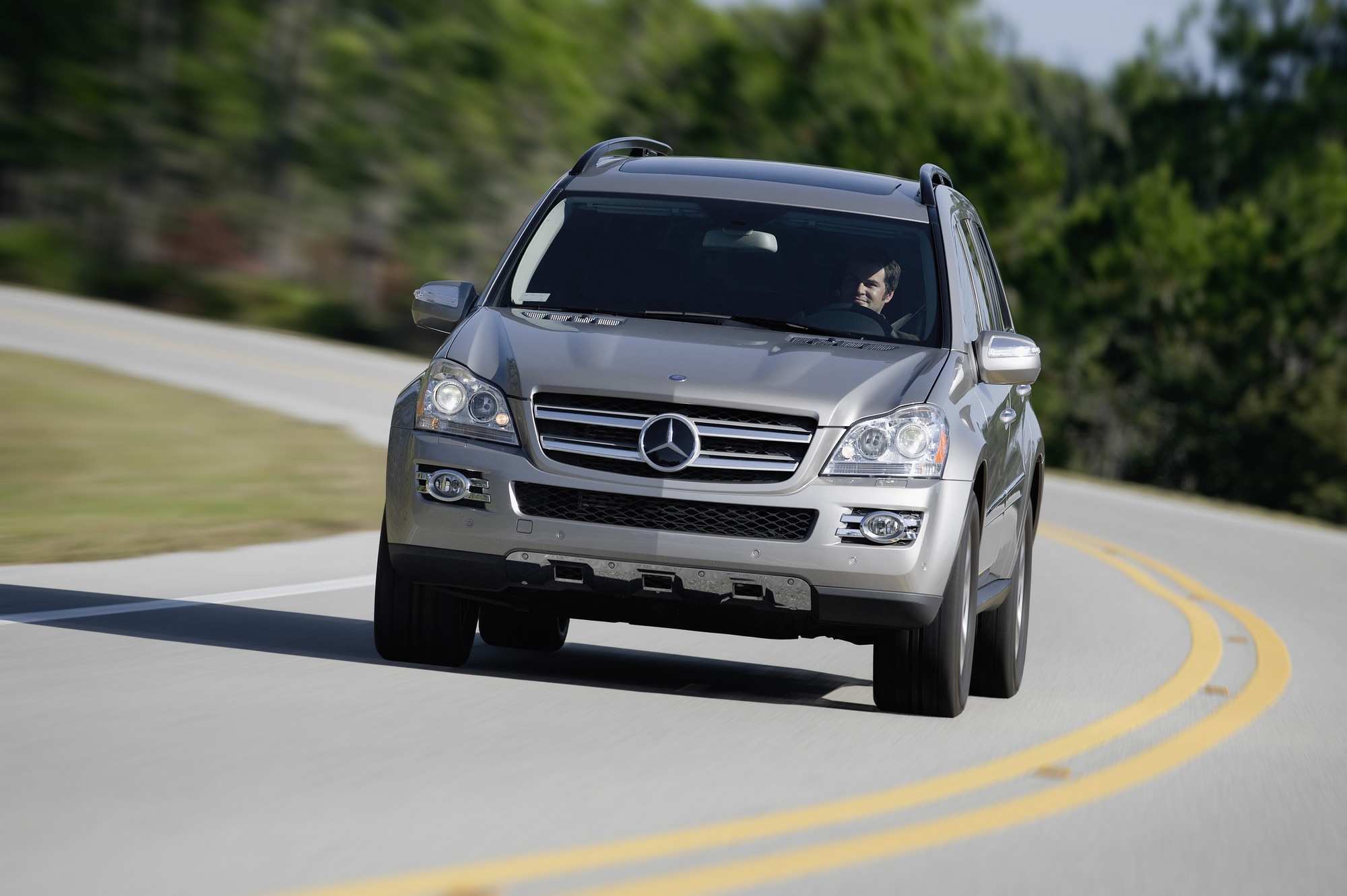 Mercedes-Benz GL - Technická data automobilů - Autokatalog