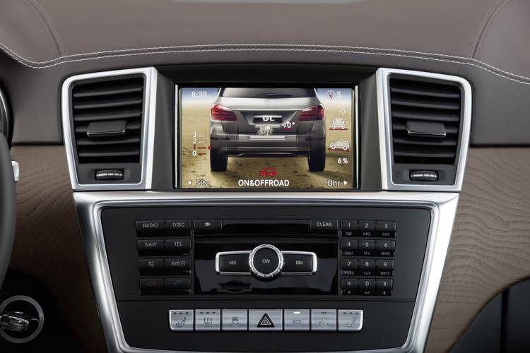 Mercedes-Benz GL X166 2014 Infotainment