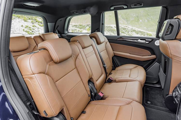Mercedes-Benz GLS X166 2016 asientos traseros