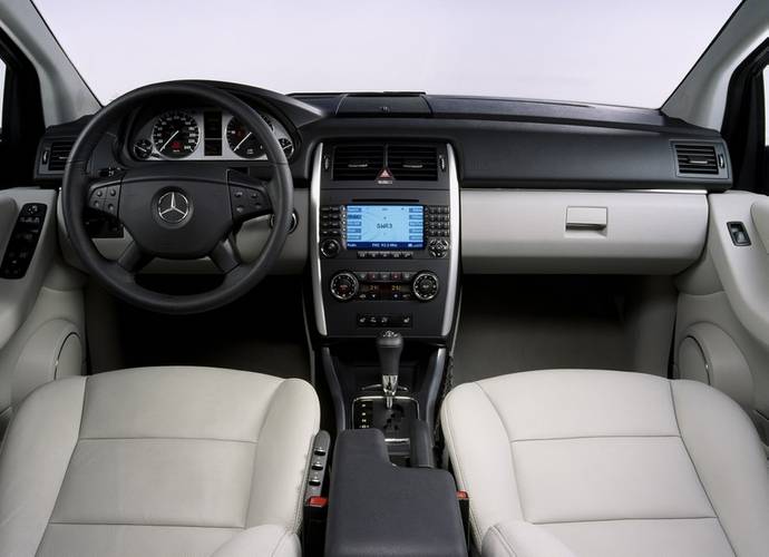 Mercedes-Benz B T245 2006 intérieur