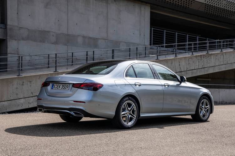 Mercedes-Benz E W213 facelift 2021 limousine