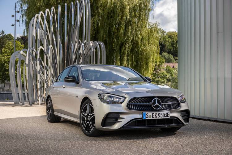 Mercedes-Benz E W213 facelift 2021 limousine