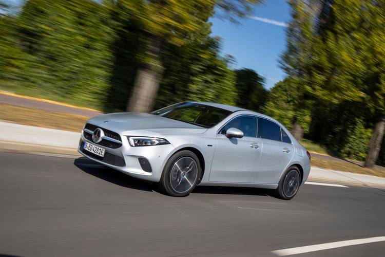 Mercedes Benz A V177 2018 sedán