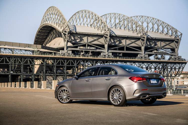 Mercedes Benz A V177 2019 sedán