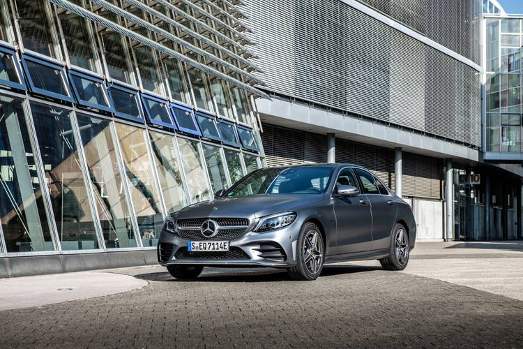 Mercedes-Benz C W205 facelift 2018 sedán