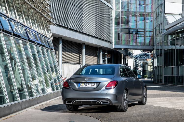 Mercedes-Benz C W205 facelift 2019 sedán