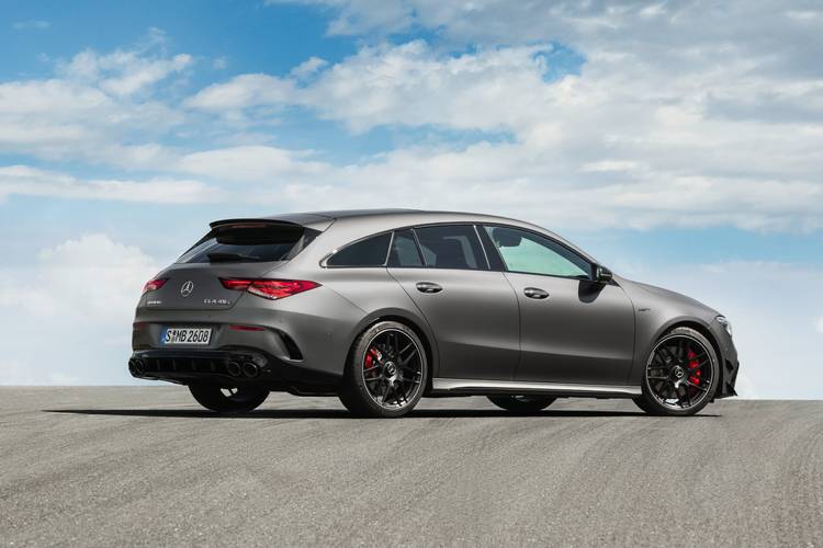 Mercedes-Benz CLA 45 AMG X118 Shooting Brake 2021 familiar