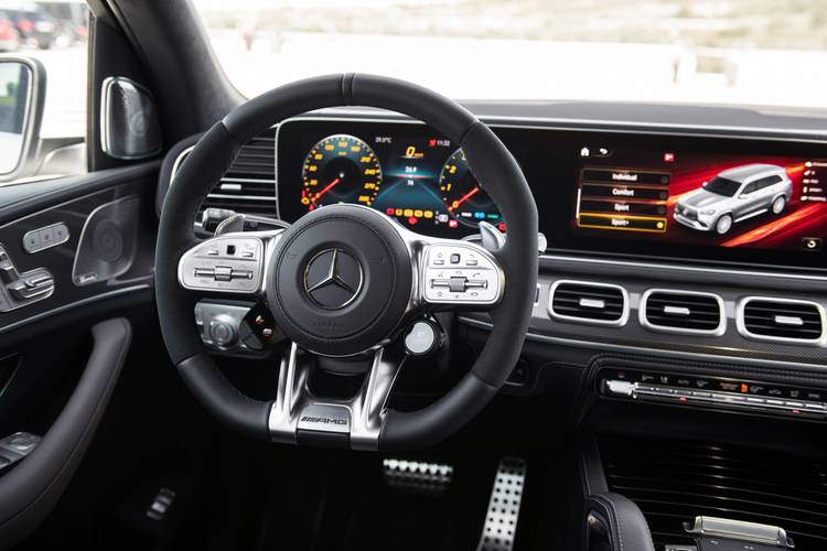 Interno di una Mercedes-Benz GLS 63 AMG X167 2020