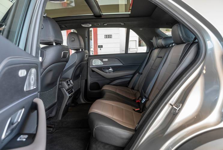 Mercedes Benz GLE V167 2021 assentos traseiros
