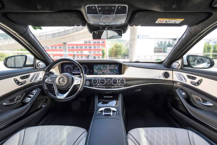 Mercedes-Benz S V222 facelift 2018 interiér