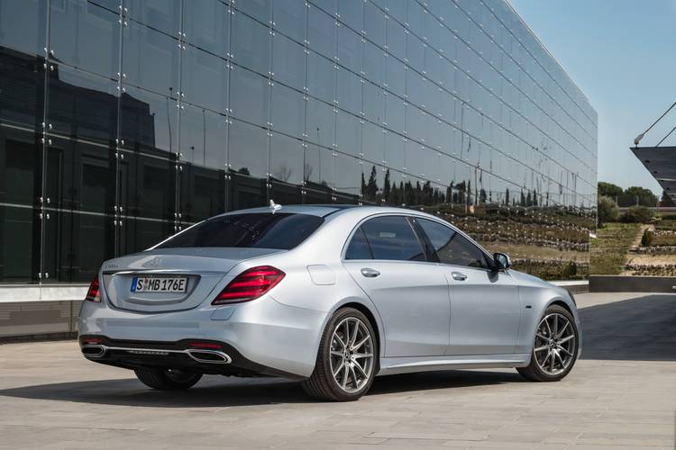 Mercedes-Benz S V222 facelift 2018 sedan