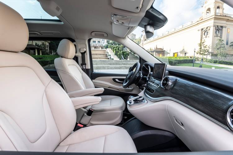Mercedes-Benz V W447 facelift 2021 front seats