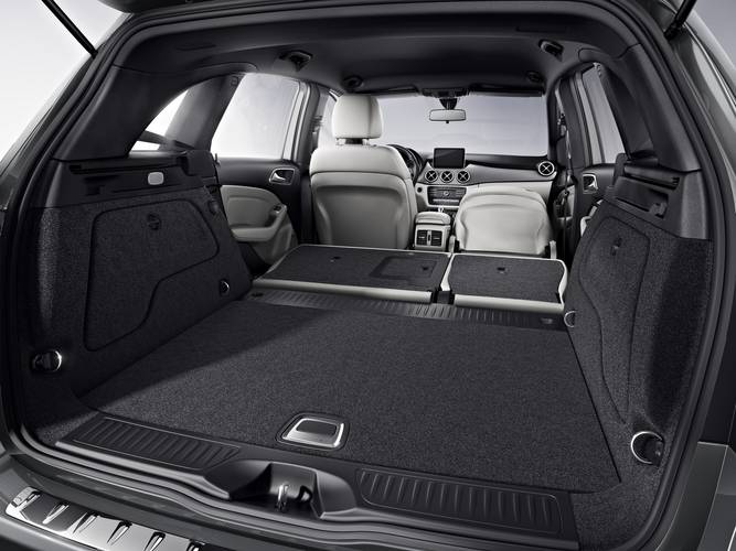 Mercedes-Benz B W246 facelift 2015 bagageruimte tot aan voorstoelen