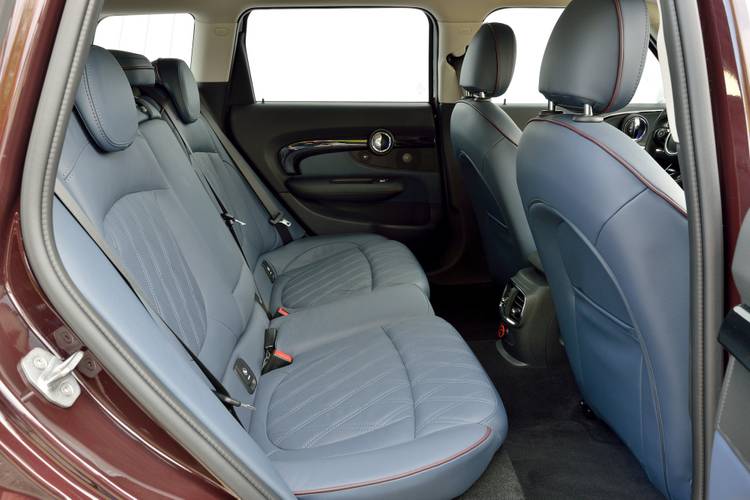 MINI Cooper S Clubman F54 2015 asientos traseros