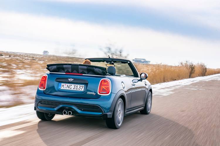 Mini One Cooper F57 facelift 2021 descapotable