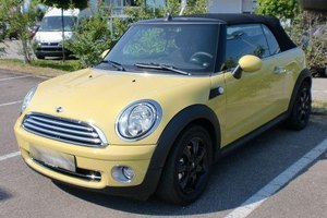 One & Cooper Cabrio R57 2009