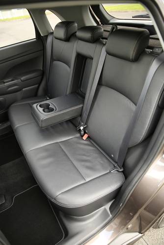 Mitsubishi ASX GA facelift 2013 zadní sedadla
