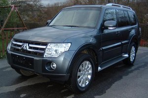 Mitsubishi Pajero V80 2006