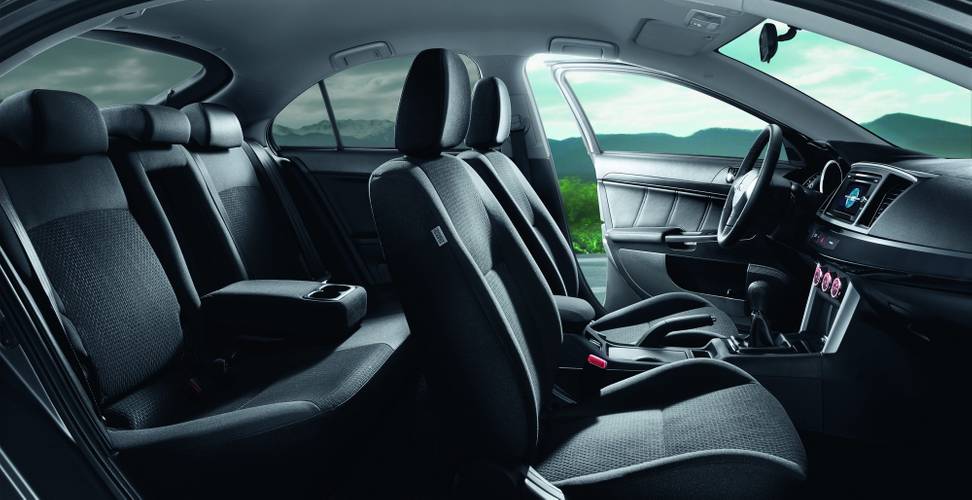 Mitsubishi Lancer CY facelift 2016 front seats